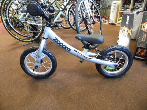 adventure zooom balance bike